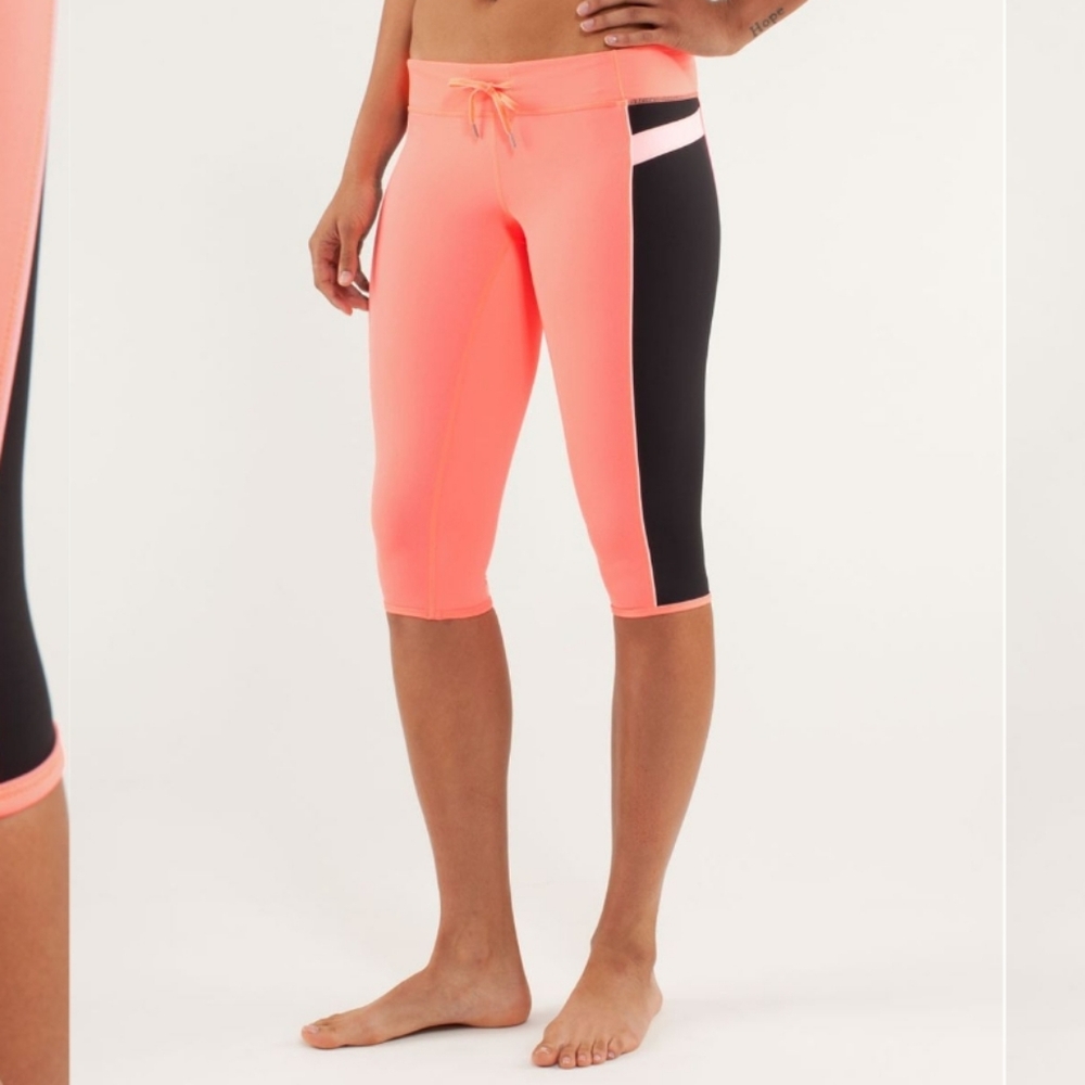 Lululemon Heat It Up CropPop Orange / Black / Bleached Coral